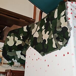 Anna & Ava Camo scarf